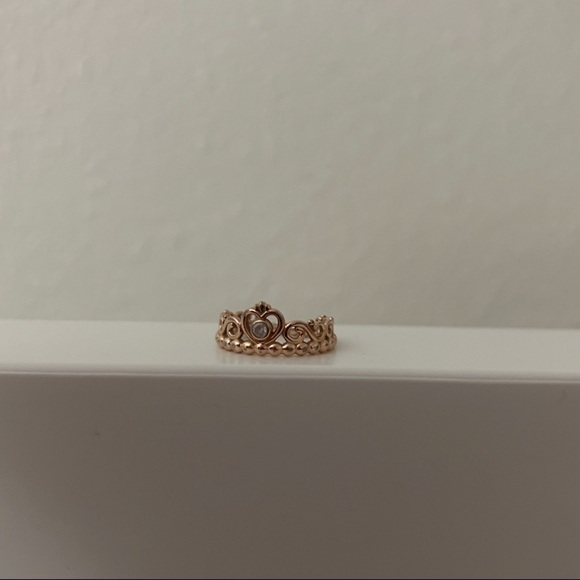 Rose Gold Princess Tiara Crown Ring (Pandora) - Picture 2 of 3